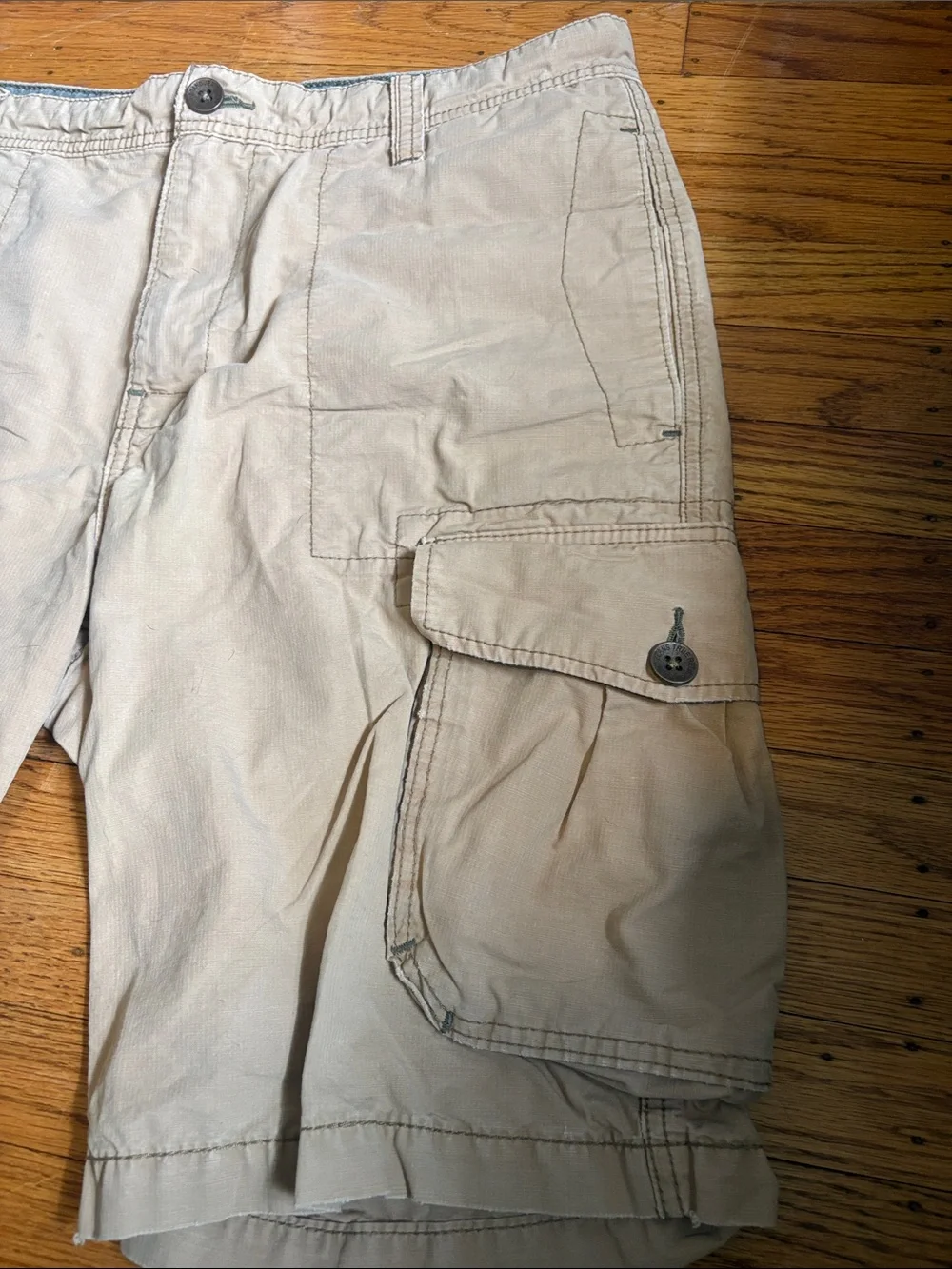 True Religion - Men's Khaki Cargo Shorts